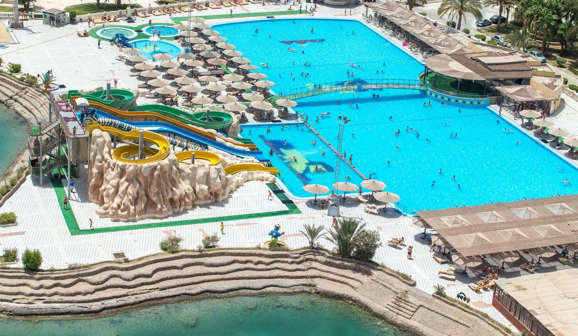 Golden 5 Sapphire Suites Hotel Hurghada Exterior photo